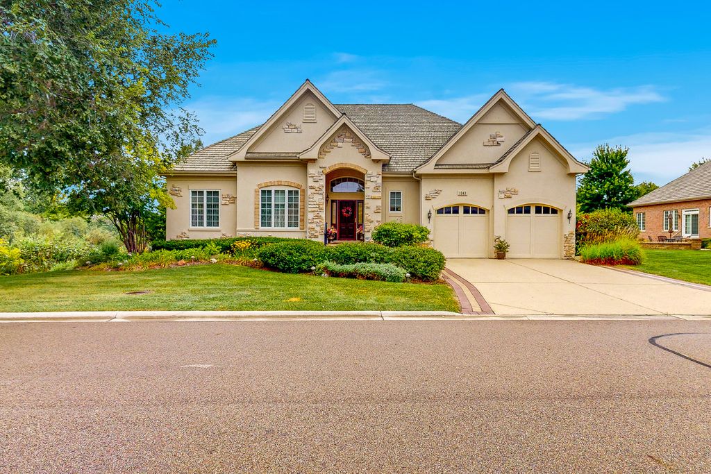 1043 Ridgeview Drive, Inverness, IL 60010 — exterior