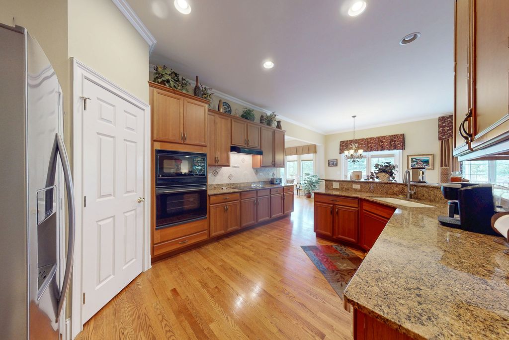 1043 Ridgeview Drive, Inverness, IL 60010 — photo 5