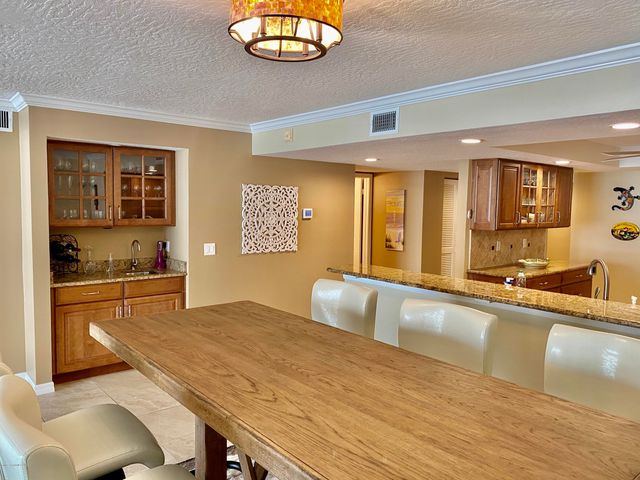 401 Jimmy Buffett Mem Highway 142, Satellite Beach, FL 32937