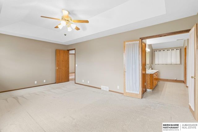 6412 N 102nd Avenue, Omaha, NE 68134