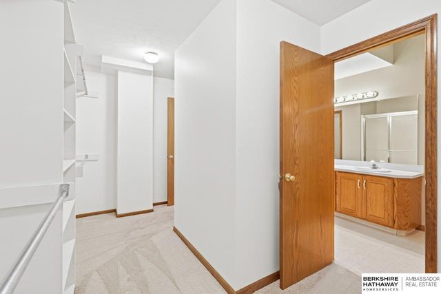 6412 N 102nd Avenue, Omaha, NE 68134