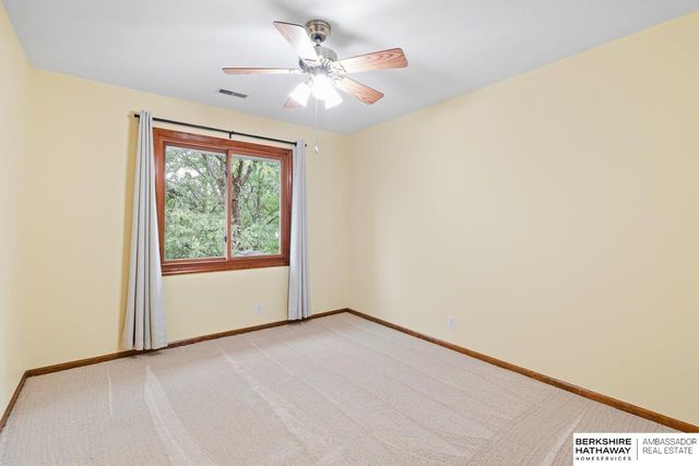 6412 N 102nd Avenue, Omaha, NE 68134