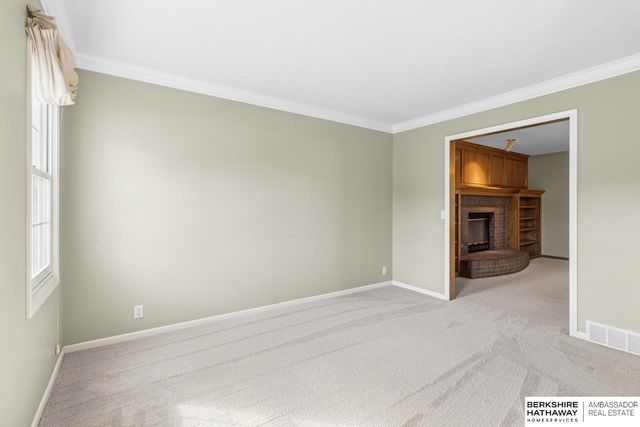 6412 N 102nd Avenue, Omaha, NE 68134