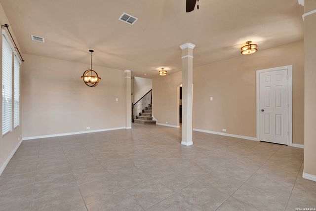 3303 Cherokee Cv, San Antonio, TX 78253