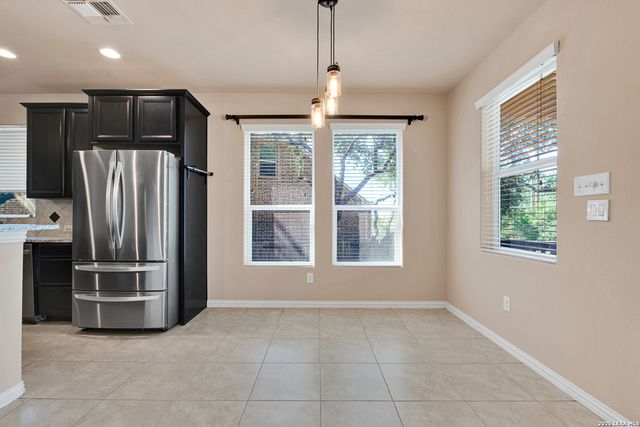3303 Cherokee Cv, San Antonio, TX 78253