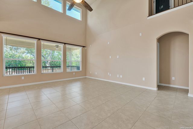 3303 Cherokee Cv, San Antonio, TX 78253