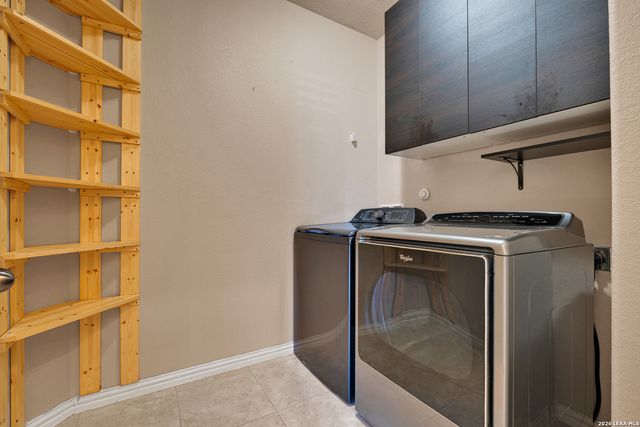 3303 Cherokee Cv, San Antonio, TX 78253