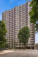 555 W Cornelia Avenue 1311, Chicago, IL 60657