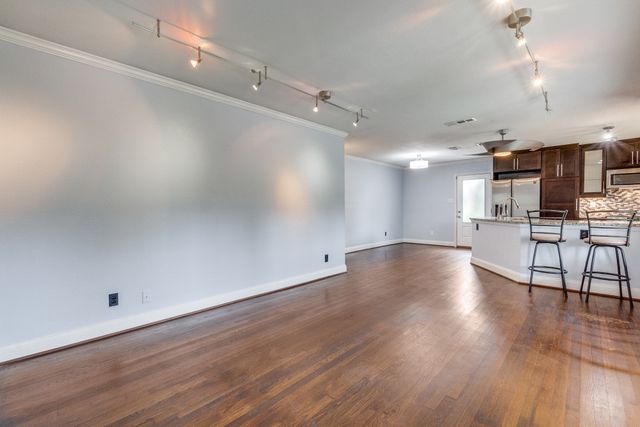 9522 Ash Creek Drive, Dallas, TX 75228