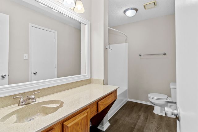 1122 Glen Creek Drive, Mansfield, TX 76063