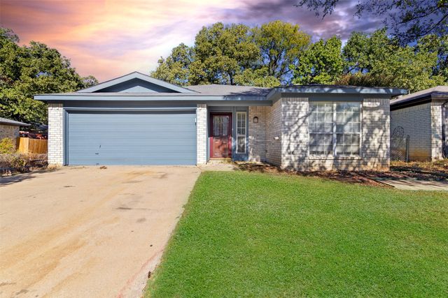 1122 Glen Creek Drive, Mansfield, TX 76063