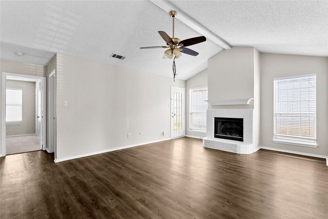 1122 Glen Creek Drive, Mansfield, TX 76063