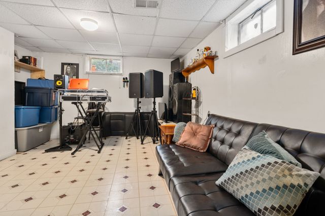 17 Louis Ln 17, Randolph, MA 02368