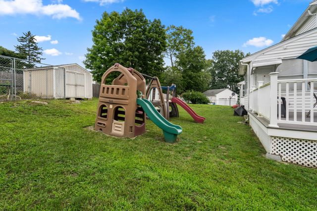 17 Louis Ln 17, Randolph, MA 02368