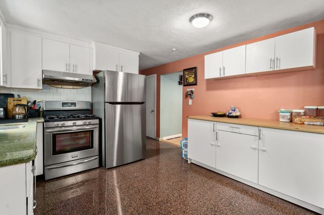 17 Louis Ln 17, Randolph, MA 02368