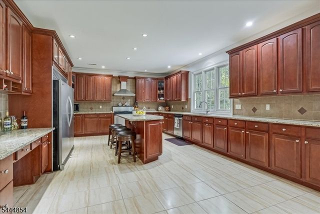 710 Plainfield Ave, Berkeley Heights Twp., NJ 07922