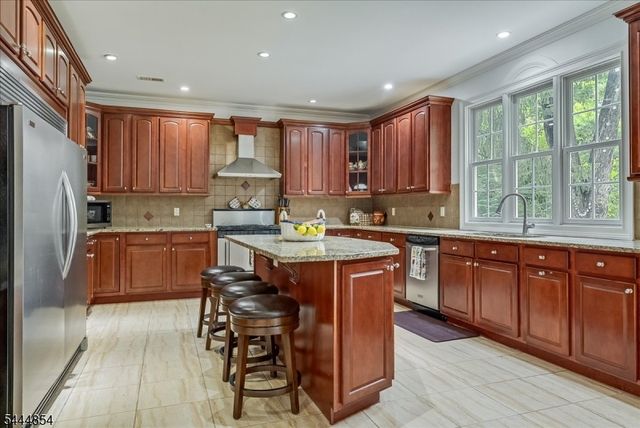 710 Plainfield Ave, Berkeley Heights Twp., NJ 07922