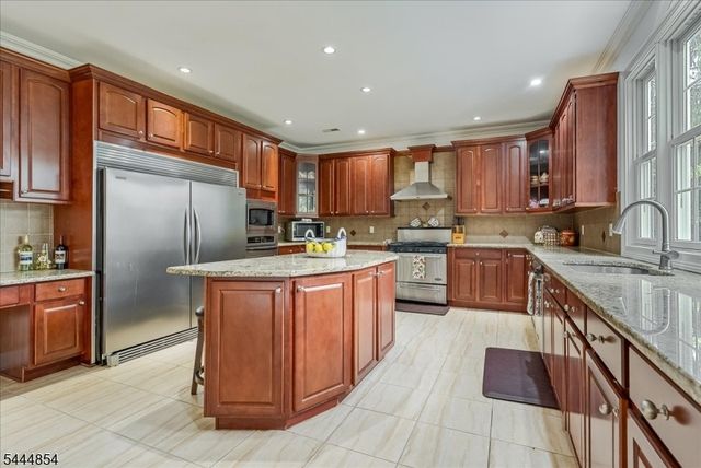 710 Plainfield Ave, Berkeley Heights Twp., NJ 07922