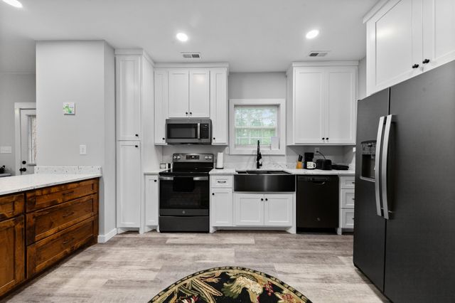 1470 Milltown Rd, Lewisburg, TN 37091