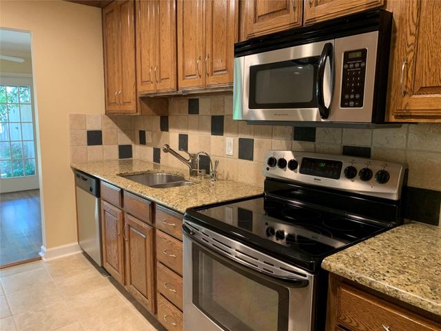 6949 Helsem Way 131, Dallas, TX 75230