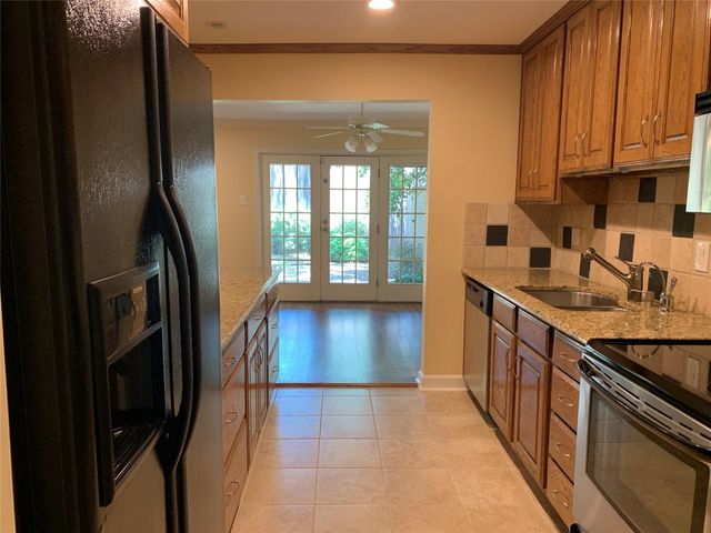 6949 Helsem Way 131, Dallas, TX 75230