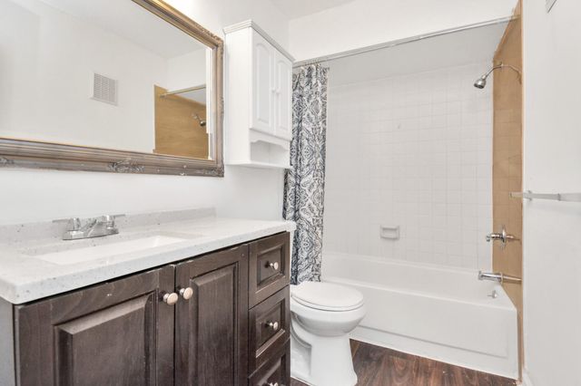 7400 Bellerive Drive 1505, Houston, TX 77036