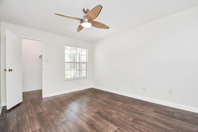 7400 Bellerive Drive 1505, Houston, TX 77036