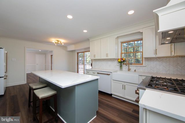 3 ALDWORTH CT, Medford, NJ 08055