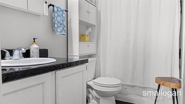 5393 15 Mile Road, Cedar Springs, MI 49319