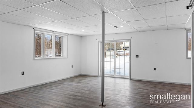 5393 15 Mile Road, Cedar Springs, MI 49319