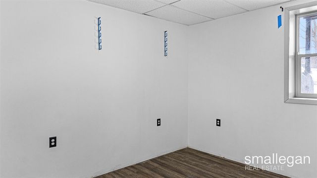 5393 15 Mile Road, Cedar Springs, MI 49319