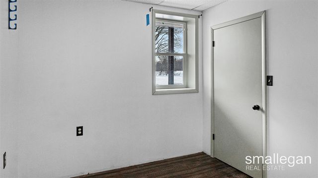 5393 15 Mile Road, Cedar Springs, MI 49319