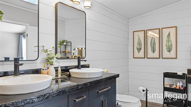 5393 15 Mile Road, Cedar Springs, MI 49319