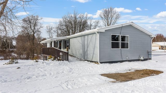 5393 15 Mile Road, Cedar Springs, MI 49319