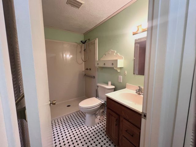 1201 E Main Street, Mountain View, AR 72560