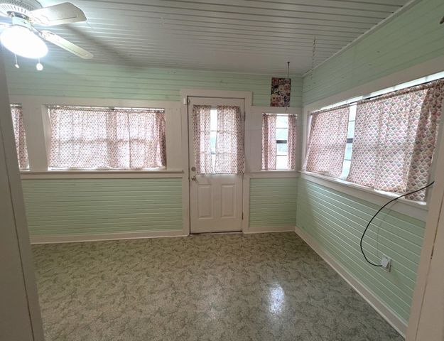 1201 E Main Street, Mountain View, AR 72560