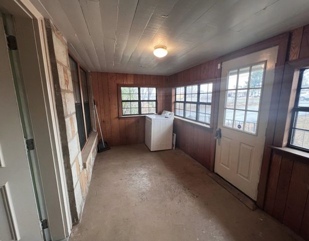 1201 E Main Street, Mountain View, AR 72560