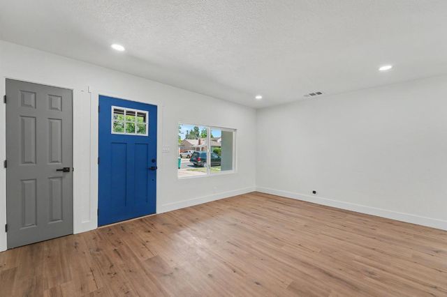 3621 San Mateo Ave, Stockton, CA 95204