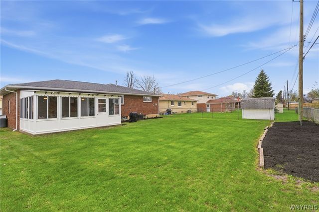 70 McKenzie Court, Cheektowaga, NY 14227