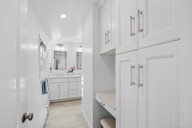6 6th Place, Garden City, NY 11530