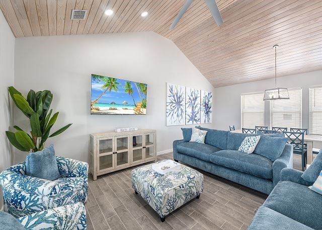 3087 S 11th St 400, Port Aransas, TX 78373