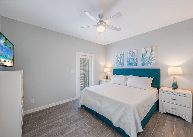 3087 S 11th St 400, Port Aransas, TX 78373