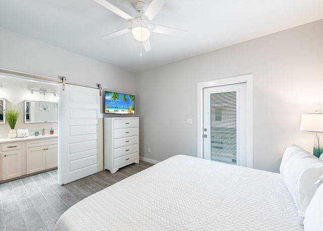 3087 S 11th St 400, Port Aransas, TX 78373