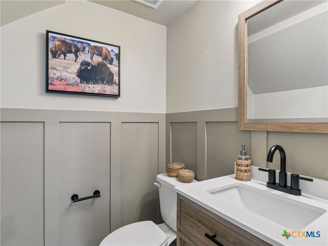 890 Casetta Trail 9, New Braunfels, TX 78130