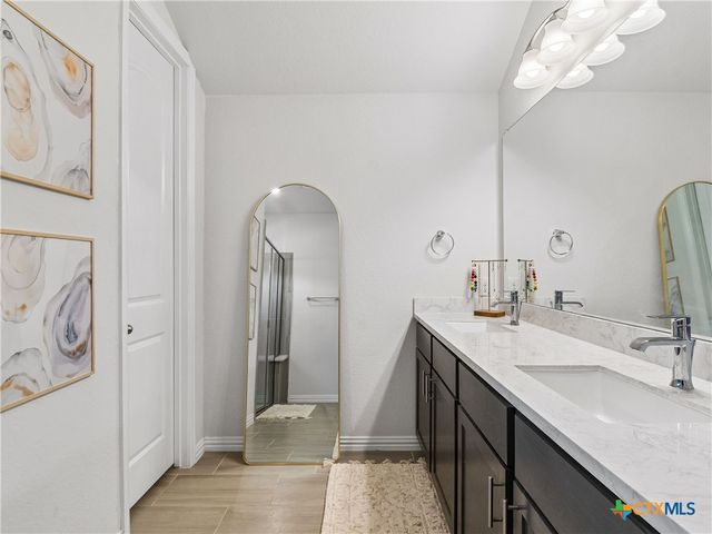 890 Casetta Trail 9, New Braunfels, TX 78130