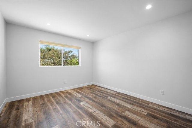 8600 Bluffdale Drive, Sun Valley (los Angeles), CA 91352