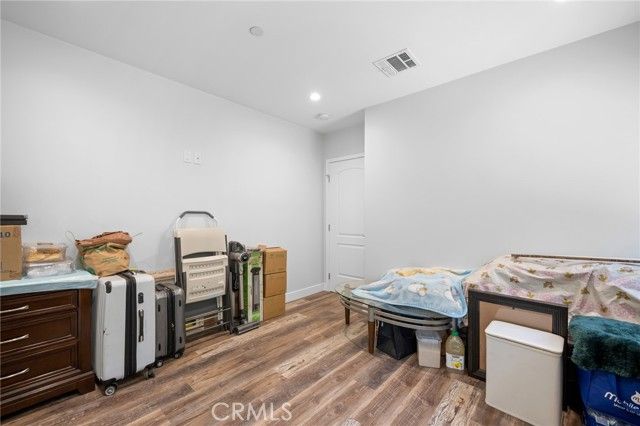 8600 Bluffdale Drive, Sun Valley (los Angeles), CA 91352