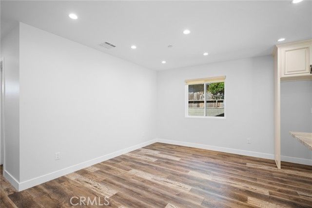 8600 Bluffdale Drive, Sun Valley (los Angeles), CA 91352