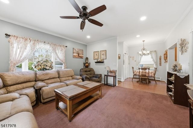 9 Vreeland Ave, East Rutherford Boro, NJ 07073