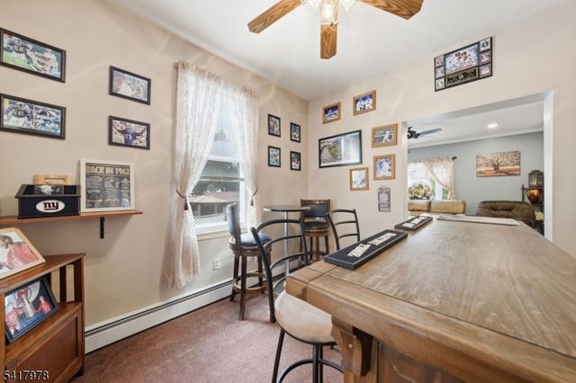 9 Vreeland Ave, East Rutherford Boro, NJ 07073